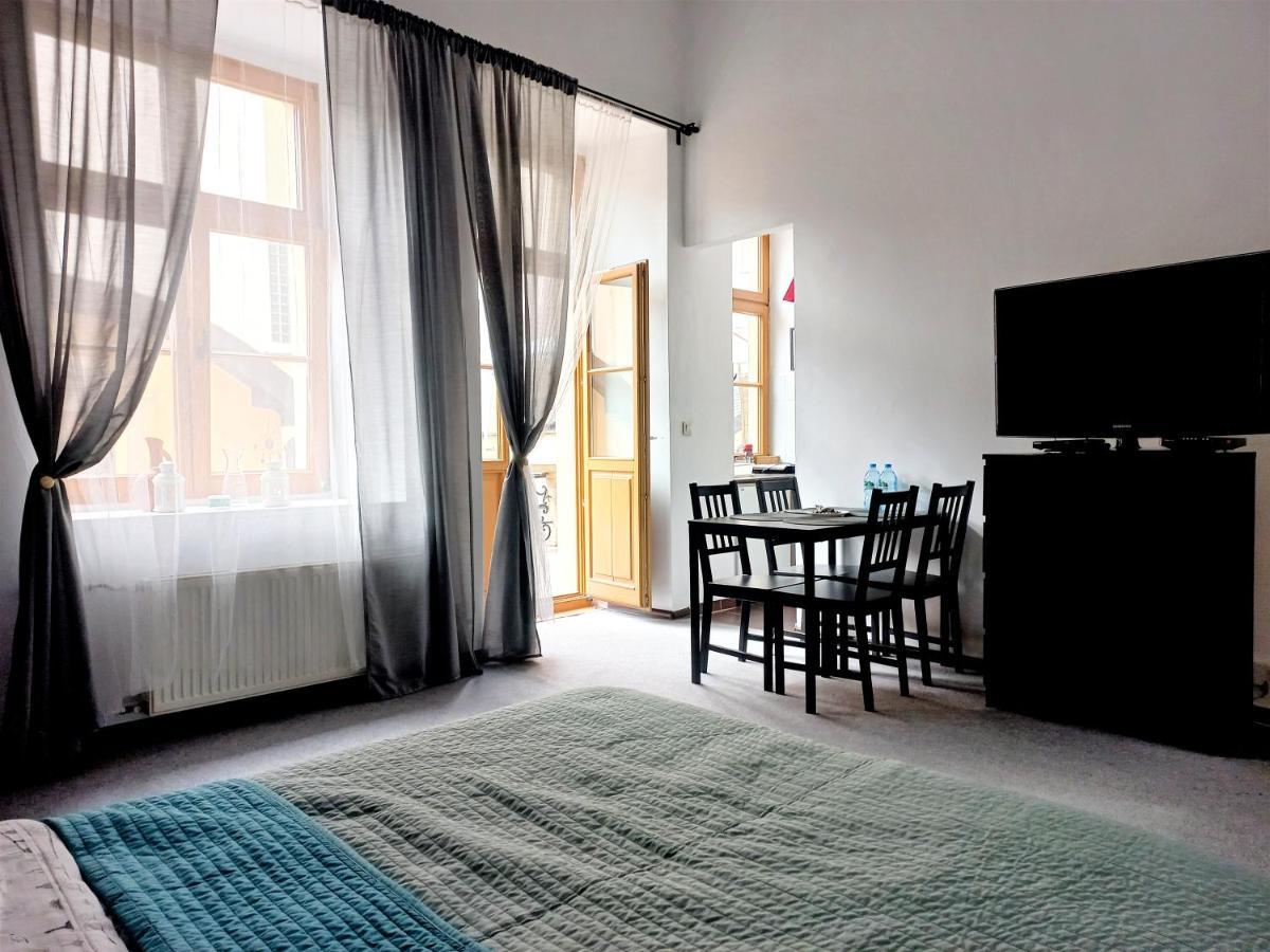 Neoapartments - Rynek Pod Gryfami Wrocław Exterior foto
